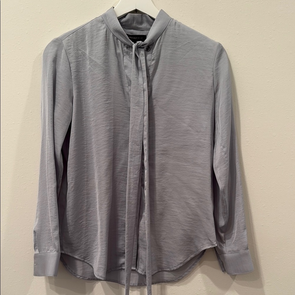 Elegant Gray Blouse with Tie Neck